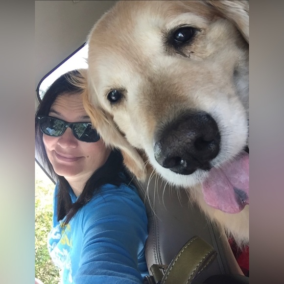 Meet your Posher, Bethie - Picture 5 of 16